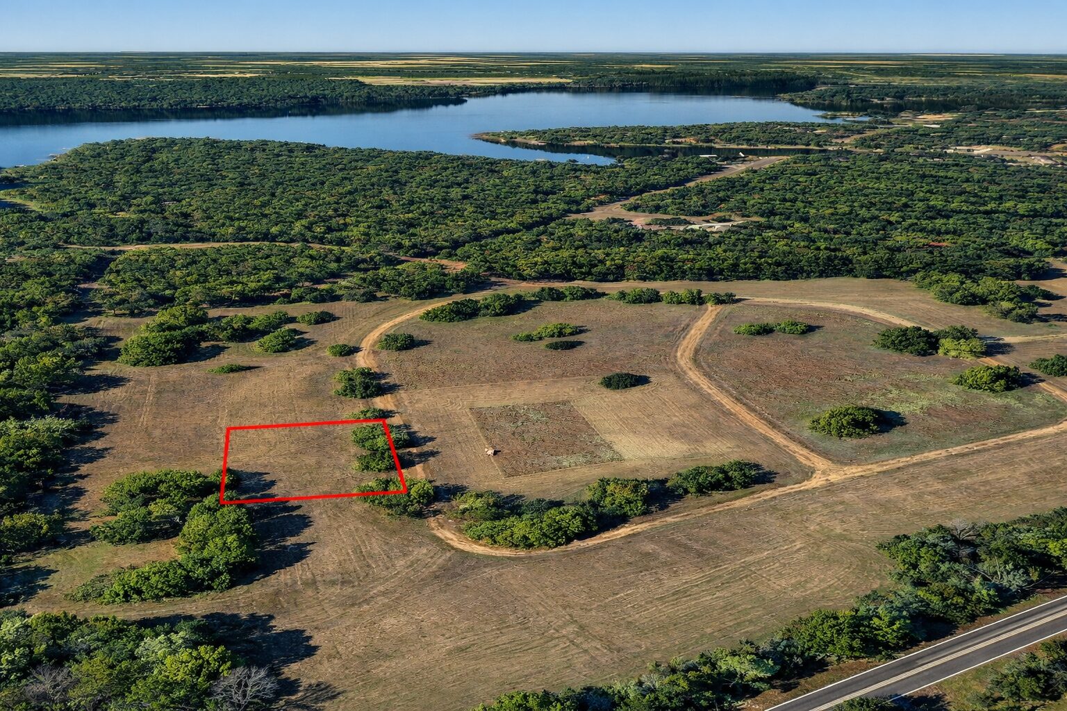 Hunters Hollow Drive, Mount Vernon, TX 75457