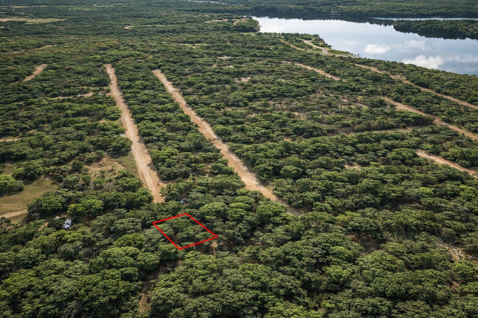 Medina Court, Mount Vernon, TX 75457